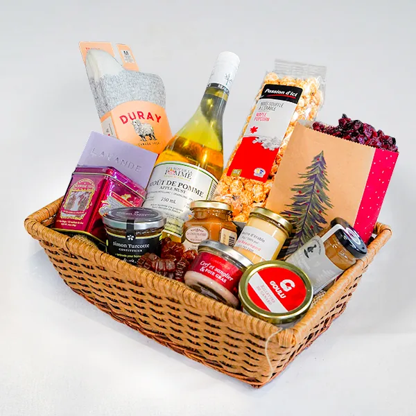 Panier cadeau à 100 $ : moût de pomme, thé, chaussettes Duray, maïs soufflé, terrines et douceurs